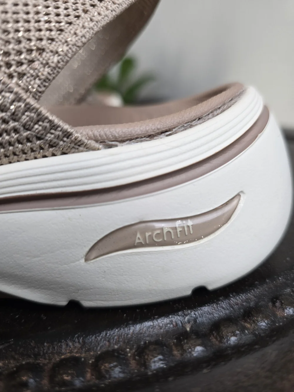 Skechers x Martha Stewart GO WALK Arch Fit 2.0 Vegan Sandals - Taupe